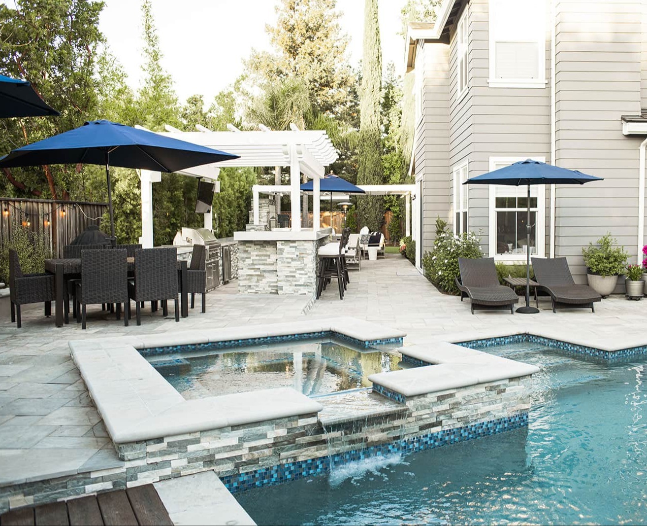 Luxury backyard retreat created by K&D Landscaping Luxury backyard retreat created by K&D Landscaping