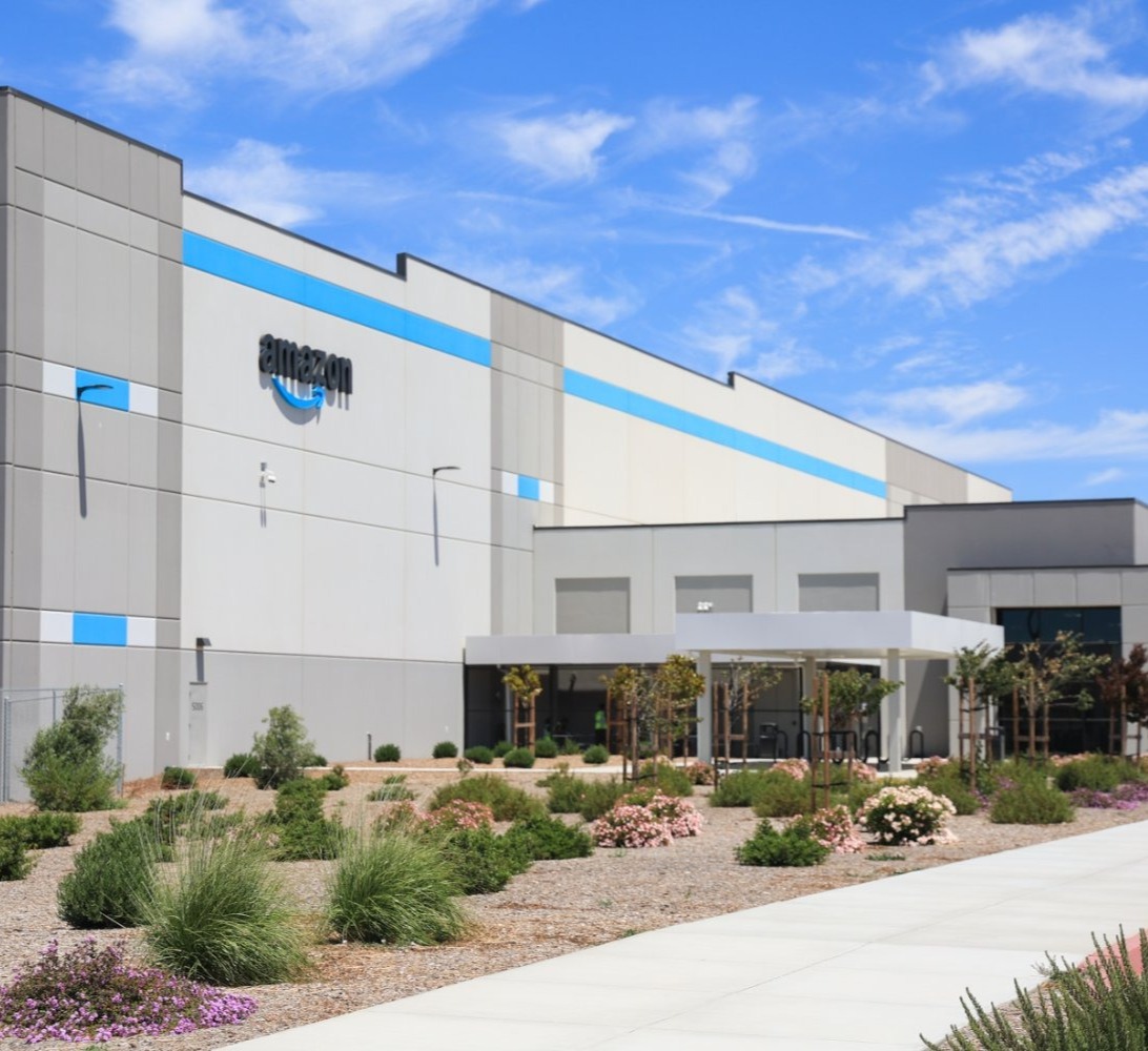Large-scale commercial landscape project completed by K&D Landscaping with coordinated site improvements-1-1